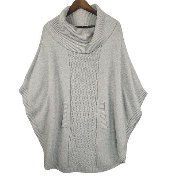 CAbi Cable Knit Poncho Sweater Women Small Gray Cowl Neck Pockets Style 5309 - Picture 1 of 15